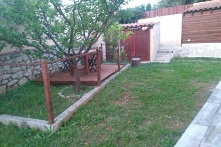 Tres Confortable Studio Maison Au Pied Dufaron Villa ตูลง ภายนอก รูปภาพ