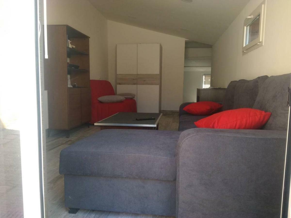 Tres Confortable Studio Maison Au Pied Dufaron Villa ตูลง ภายนอก รูปภาพ